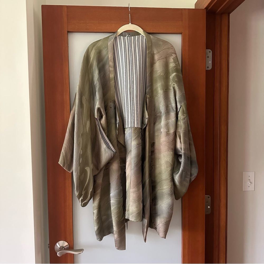 Vintage Kimono - one size fits most